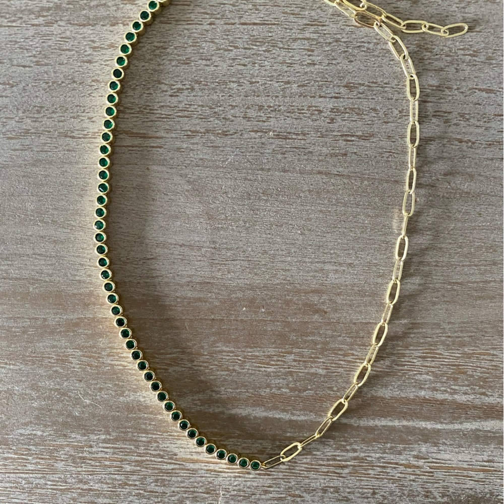 Evereve Zoey Emerald Bezeled Gold Paperclip Chain Choker Necklace